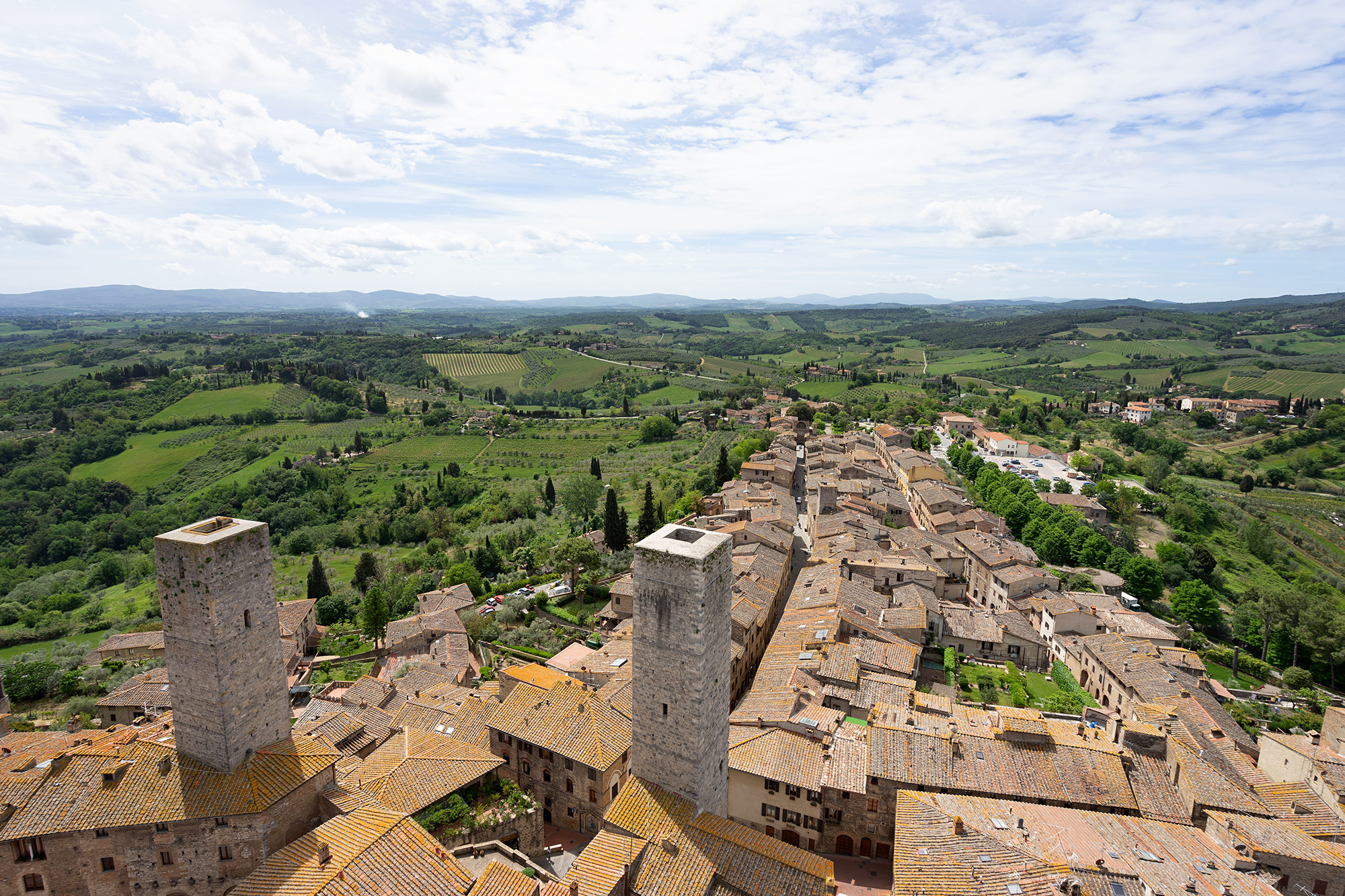 Rinnovo degli ammattonati per la tutela del centro storico